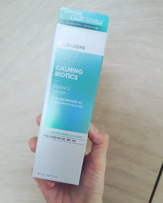 리더스코스메틱 리더스 카밍 바이오틱스 에센스 워터 — 5점을 준 리뷰어가 2021년 12월 올린 사용 사진