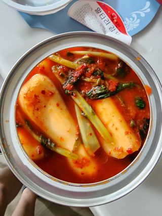 셰프애찬 알타리김치 총각김치 1kg — 4점을 준 리뷰어가 2022년 10월 올린 사용 사진