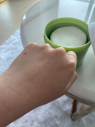[후르디아] 약산성  모공 필링 패드(70매) — 5점을 준 리뷰어가 2024년 2월 올린 사용 사진
