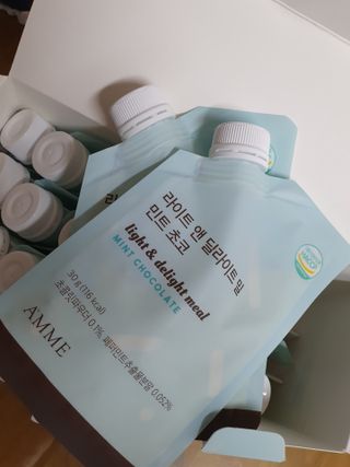 아므_이너뷰티 라이트 앤 딜라이트 밀 민트 초코 — 5점을 준 리뷰어가 2021년 8월 올린 사용 사진
