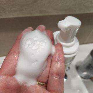 MF프리 [닥터문] 유산균 락토케어 질경초 여성청결제 200ml (폼타입) — 3점을 준 리뷰어가 2022년 7월 올린 사용 사진