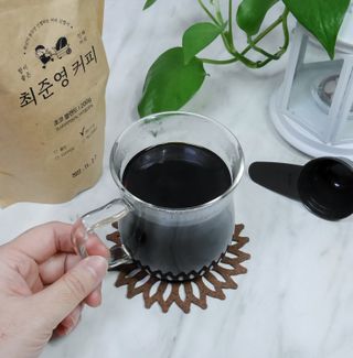 소담스퀘어 상암 최준영 커피 초코 블렌드(홀빈/드립분쇄 택 1) — 5점을 준 리뷰어가 2022년 11월 올린 사용 사진