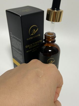 오투에니원 갈락토미세스 비타민 C 더블 브라이트닝 세럼 50ml — 3.5점을 준 리뷰어가 2023년 1월 올린 사용 사진