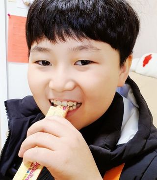 다나음 셀렌에 빠진 아연면역젤리 열대과일맛+사과맛 — 5점을 준 리뷰어가 2021년 4월 올린 사용 사진