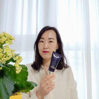 아이앤립 / EYENLIP 아이앤립 루센트 비비크림 2 Color — 5점을 준 리뷰어가 2021년 5월 올린 사용 사진