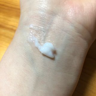 아이앤립 / EYENLIP 아이앤립 연어오일 리바이탈라이징 크림 — 4.5점을 준 리뷰어가 2021년 3월 올린 사용 사진
