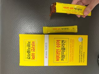 자연에온 경남제약 비타민 쉬머 저분자콜라겐 20g x 30포 — 5점을 준 리뷰어가 2021년 12월 올린 사용 사진