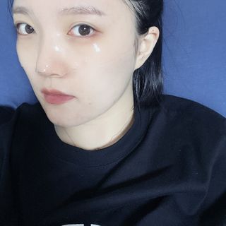 바르셀 저분자피쉬콜라겐 콜라겐마스크팩 안면마스크 수분팩  리포좀 하이드로겔 마스크젠 [5매] — 5점을 준 리뷰어가 2021년 11월 올린 사용 사진