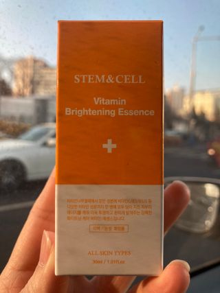 체르엠 스템앤셀 비타민 브라이트닝 에센스 30ml 1개 — 5점을 준 리뷰어가 2022년 2월 올린 사용 사진