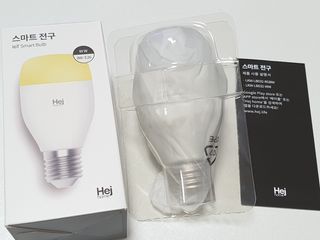 헤이홈 LED전구 화이트 스마트 전구 wifi 연결 스마트폰 연동 음성제어 원격제어 — 4점을 준 리뷰어가 2021년 5월 올린 사용 사진