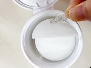산다화 비타민씨 화이트닝 토너 패드 — 5점을 준 리뷰어가 2023년 9월 올린 사용 사진