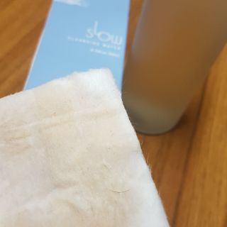 슬로우 스킨스 슬로우 화산송이 클렌징 워터 — 5점을 준 리뷰어가 2021년 4월 올린 사용 사진