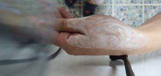 지지지 클린 퍼펙트 클렌징폼 120g — 5점을 준 리뷰어가 2022년 4월 올린 사용 사진