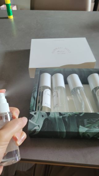 디어포레스트 [5개세트] 숲속의 하루 패브릭미스트 (섬유향수/ 룸스프레이) 50ml 5개 — 5점을 준 리뷰어가 2022년 9월 올린 사용 사진