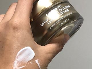 피부미 골드베릴 미라클페어 세레이징 퍼밍 크림 50ml — 4점을 준 리뷰어가 2021년 11월 올린 사용 사진