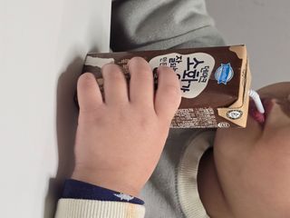 [구매평]덴마크 소화가 잘되는 우유로 만든 초코, 190ml, 24개 — 5점을 준 리뷰어가 2025년 2월 올린 사용 사진