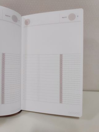 응원과 위로가 필요한 당신에게  리훈 하고싶은말 스터디 플래너 — 5점을 준 리뷰어가 2021년 3월 올린 사용 사진