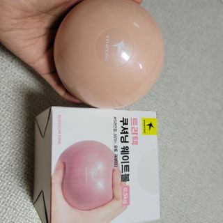 트라택 쿠셔닝 웨이트볼 0.5kg + 1kg SET — 5점을 준 리뷰어가 2022년 6월 올린 사용 사진