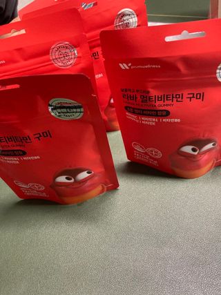 [푸름웰니스] 라바 멀티비타민 구미 36g — 5점을 준 리뷰어가 2022년 3월 올린 사용 사진