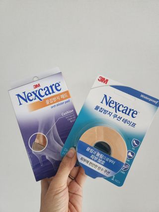 3M 넥스케어 물집방지쿠션테이프 1매 + 물집방지패드 10매 — 5점을 준 리뷰어가 2024년 4월 올린 사용 사진