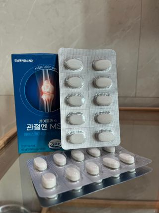 [경남제약헬스케어]케어플러스 관절엔 MSM 1000mg 60정/1개월분/관절/뼈/연골 영양/비타민D+아연/1일2정 — 5점을 준 리뷰어가 2024년 1월 올린 사용 사진