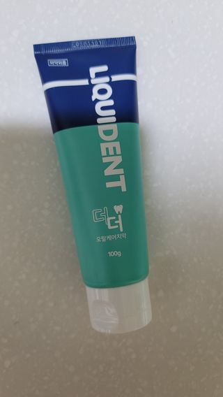 리퀴덴트 오랄케어 온가족용 리퀴덴트 더더 오랄케어 무불소 치약 + 임상시험완료 이중 미세 엠보싱 칫솔 올데이세트 — 5점을 준 리뷰어가 2021년 1월 올린 사용 사진