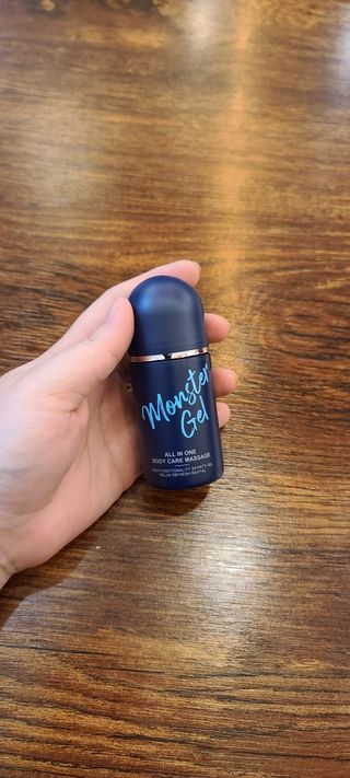 [바록스] 류현진 올인원 바디릴렉싱 몬스터겔 50ml — 5점을 준 리뷰어가 2021년 3월 올린 사용 사진