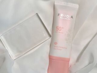 [후르디아] 모공블러 비건 선 프라이머 — 4.5점을 준 리뷰어가 2022년 6월 올린 사용 사진