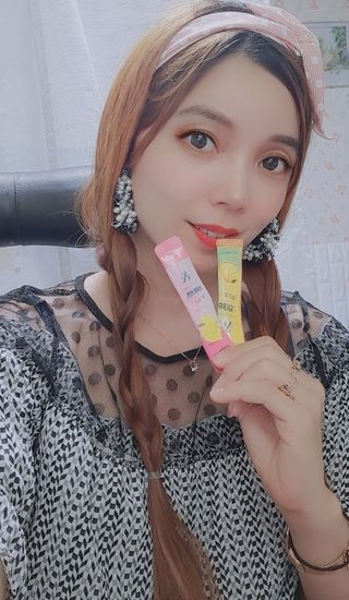 비타앤C 레몬맛, 망고맛 — 5점을 준 리뷰어가 2021년 4월 올린 사용 사진