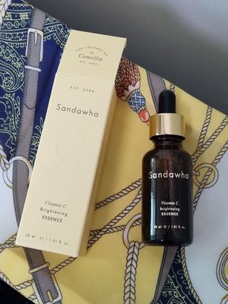스킨큐어 산다화 비타민c 화이트닝 에센스 30ml — 5점을 준 리뷰어가 2022년 2월 올린 사용 사진