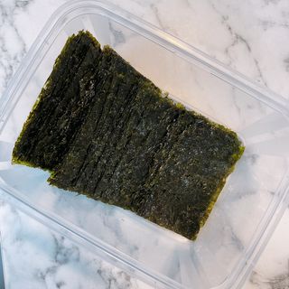 [해림맛김] 들기름에 구운 바삭바삭 김 4종 세트 + 1종 랜덤발송 총5개입 — 5점을 준 리뷰어가 2021년 2월 올린 사용 사진