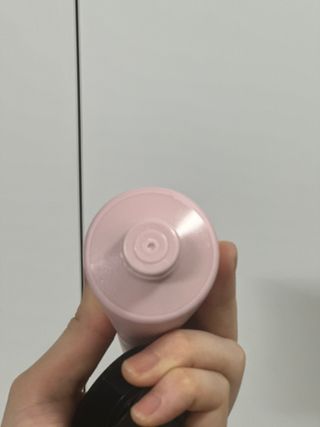 오투에니원 인컨보 바디 퍼퓸 크림 200ml — 5점을 준 리뷰어가 2023년 2월 올린 사용 사진