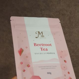마시다 매혹적인 붉은 빛이 입안 가득히, 비트루트차 — 3점을 준 리뷰어가 2021년 3월 올린 사용 사진