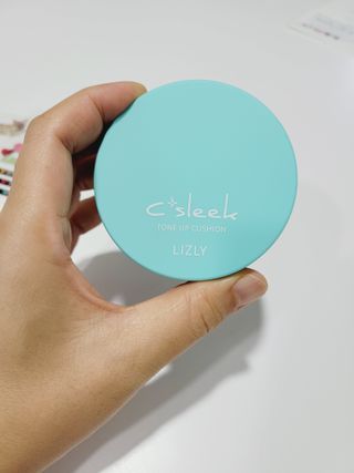 리즐리 씨슬릭 톤업 쿨링 쿠션 15g — 5점을 준 리뷰어가 2021년 9월 올린 사용 사진