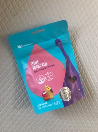 [푸름웰니스] 라바 쑥쑥구미 36g — 5점을 준 리뷰어가 2021년 12월 올린 사용 사진