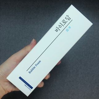 [바이로담] 저자극 약산성버블 폼 폼클렌징 150ml — 5점을 준 리뷰어가 2021년 3월 올린 사용 사진