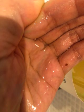 라로지크 X4 스케일링 퍼퓸 샴푸 1,000mℓ — 5점을 준 리뷰어가 2022년 2월 올린 사용 사진