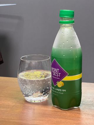 몽베스트 Montbest with Sparkling water Lemon OR Lime 20병(랜덤) — 5점을 준 리뷰어가 2022년 6월 올린 사용 사진