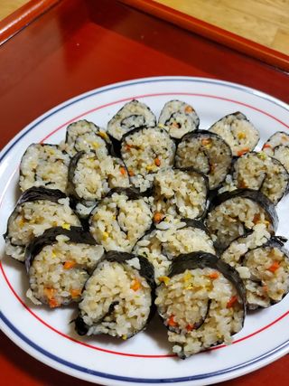 해풀잎 누구나 김밥*1ea [(혼합야채 35g *1ea,  김밥김 (5g, 5ea),  양념간장 (6g, 5ea), 참기름(5g, 2ea)] — 5점을 준 리뷰어가 2022년 7월 올린 사용 사진
