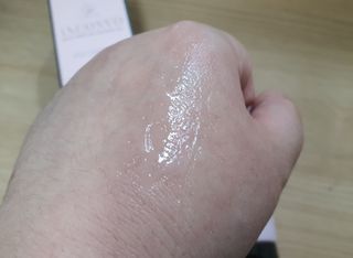 오투에니원 인컨보 바디 퍼퓸 샤워 젤 200ml — 5점을 준 리뷰어가 2023년 2월 올린 사용 사진