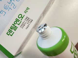 프리마인 유해균 뿐만 아니라 유익균까지 씻어내는 치약은 그만, 건강한 구강환경을 만드는 덴탈엔오 — 5점을 준 리뷰어가 2022년 9월 올린 사용 사진