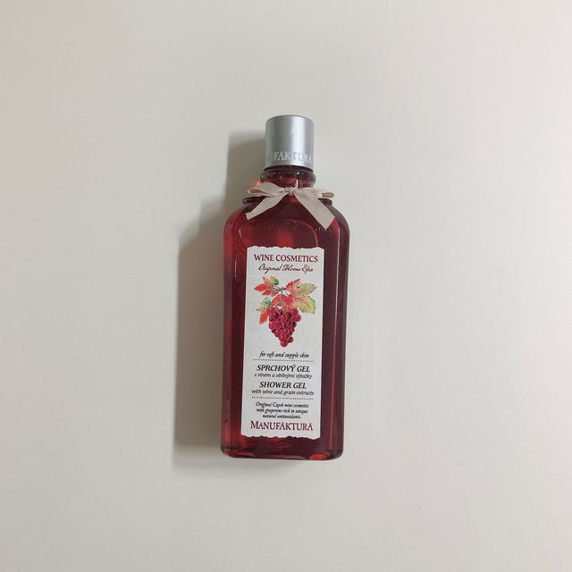체코 비건화장품 마뉴팍투라 향좋은 와인 샤워젤 (300ml) 리뷰 사진