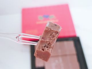 카카오 본연의 색을 간직하고있는 루비초콜릿과 블루베리의 만남, 카카올라 루비베리요거트생초콜릿 — 5점을 준 리뷰어가 2021년 10월 올린 사용 사진