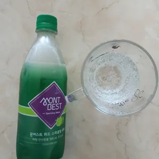 몽베스트 Montbest with Sparkling water Lime20병 — 5점을 준 리뷰어가 2023년 2월 올린 사용 사진