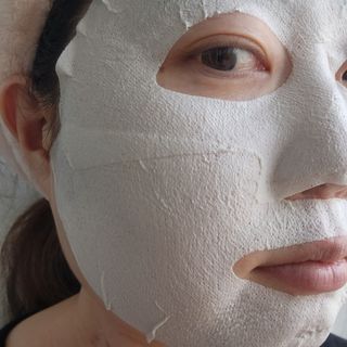 아이디플라코스메틱 페이스핏 플라스터 마스크 _ 리뉴얼 — 3점을 준 리뷰어가 2022년 5월 올린 사용 사진
