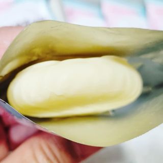 롯데제과 찰떡파이 크림치즈 — 5점을 준 리뷰어가 2021년 5월 올린 사용 사진