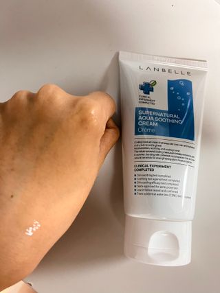 랑벨 수퍼내츄럴 아쿠아 수딩 크림 100ml — 5점을 준 리뷰어가 2022년 6월 올린 사용 사진