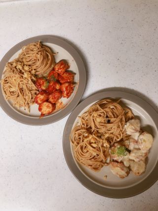 굽네몰 [굽네] 소스가 맛있는 닭가슴살 한입 볼 2종 — 4.5점을 준 리뷰어가 2021년 3월 올린 사용 사진