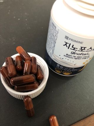 프리마인 홍삼의 강력한 에너지, 이제는 흡수율을 높인 최첨단 캡슐로 간편하게 초고속 충전하세요. — 5점을 준 리뷰어가 2022년 12월 올린 사용 사진
