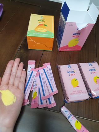 비타앤C 레몬맛, 망고맛 — 5점을 준 리뷰어가 2021년 4월 올린 사용 사진